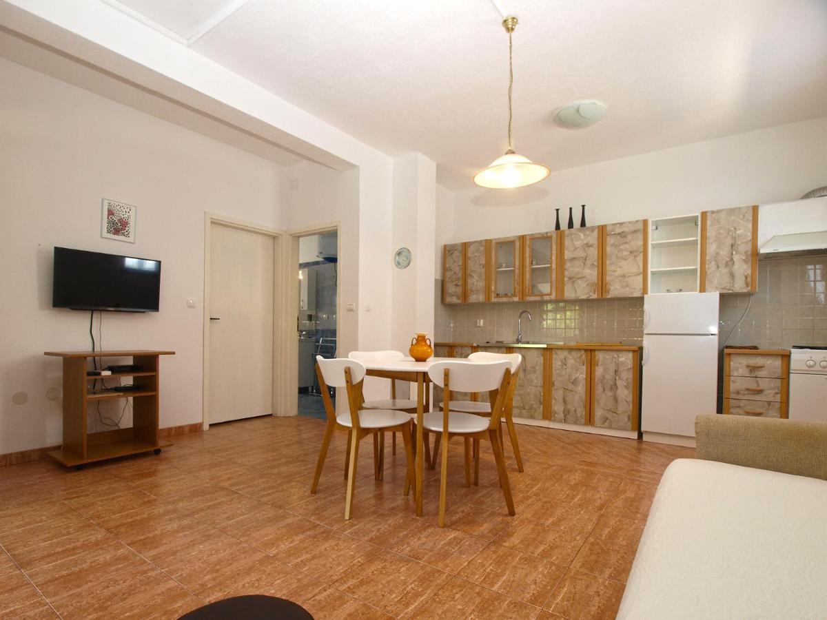Apartemnts Guido 762 Apartment ปิเยชชานา อูวาลา ภายนอก รูปภาพ