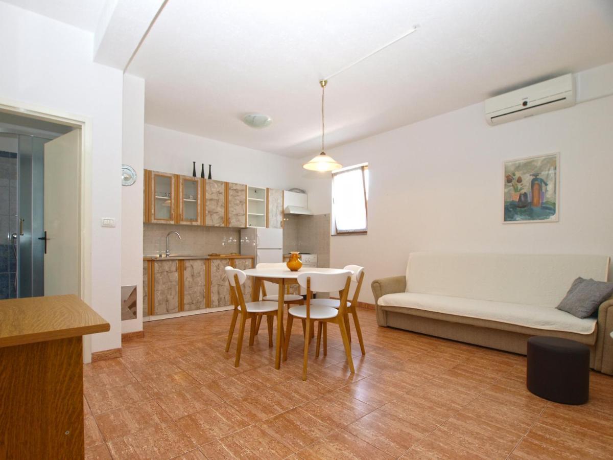Apartemnts Guido 762 Apartment ปิเยชชานา อูวาลา ภายนอก รูปภาพ