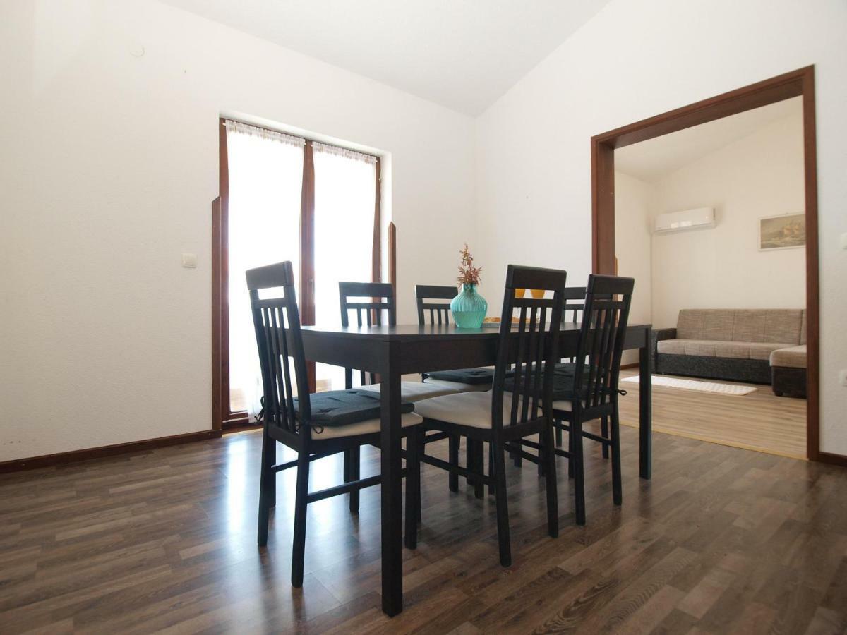Apartemnts Guido 762 Apartment ปิเยชชานา อูวาลา ภายนอก รูปภาพ